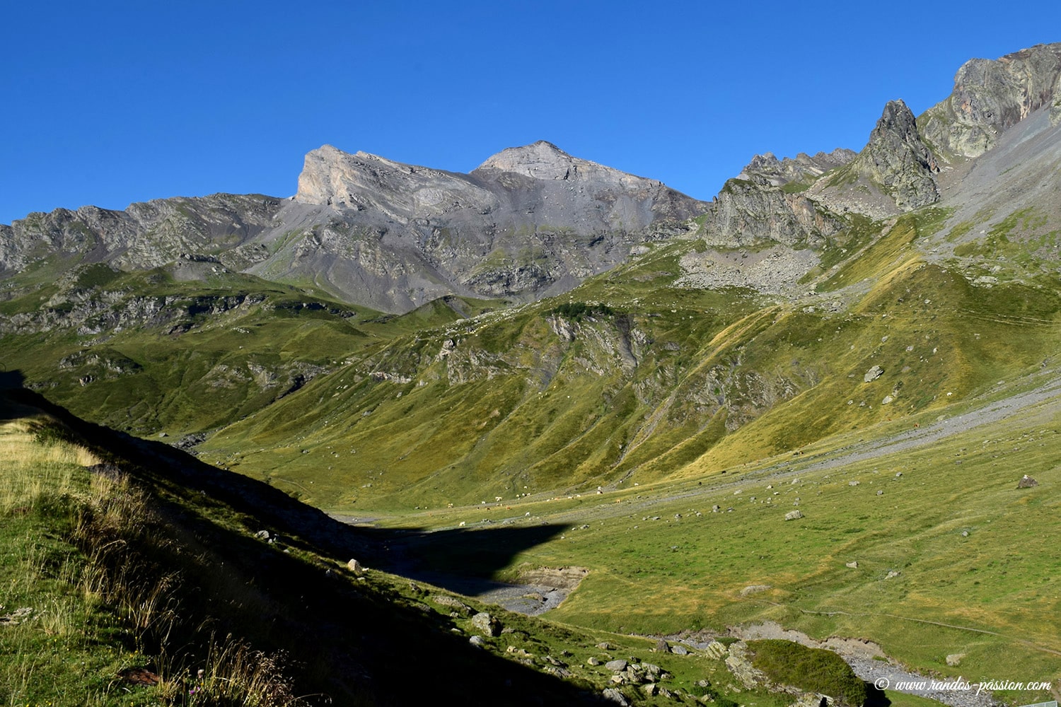 Pic des Aiguillous et vallée du Badet - Hautes-Pyrénées