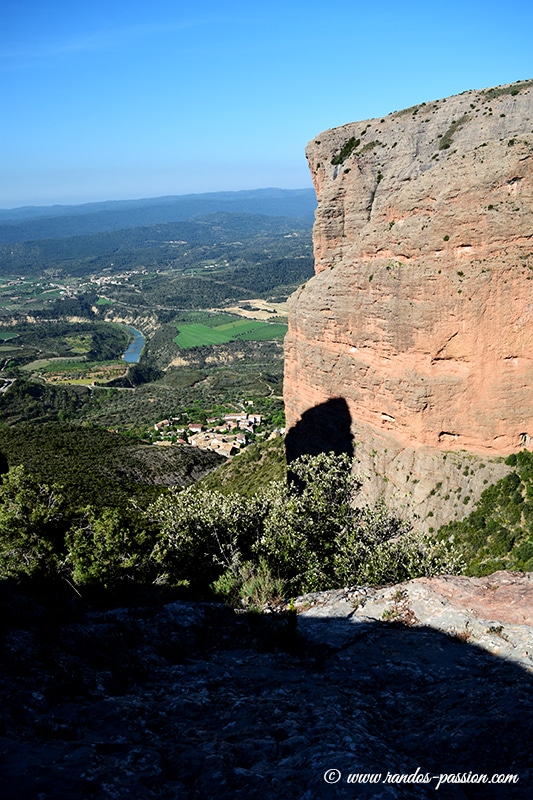 Vue sur le village de Riglos - Aragon