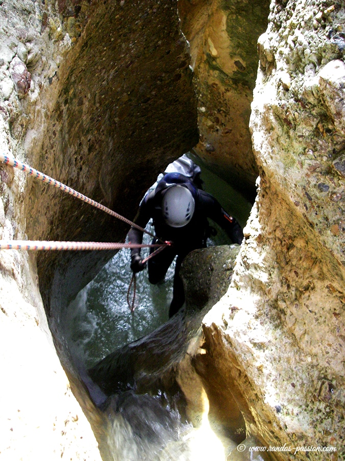 Barranco de las Palomeras: canyoning en Sierra de Guara