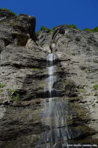 Cascade dans le cirque de Sixt-Fer-à-Cheval