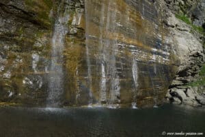 Cascade dans le cirque de Sixt-Fer-à-Cheval