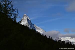 Sur le sentier de Riffelalp à Grunsee