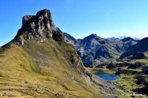 Le pic et le lac Castérau - Pyrénées-Atlantiques