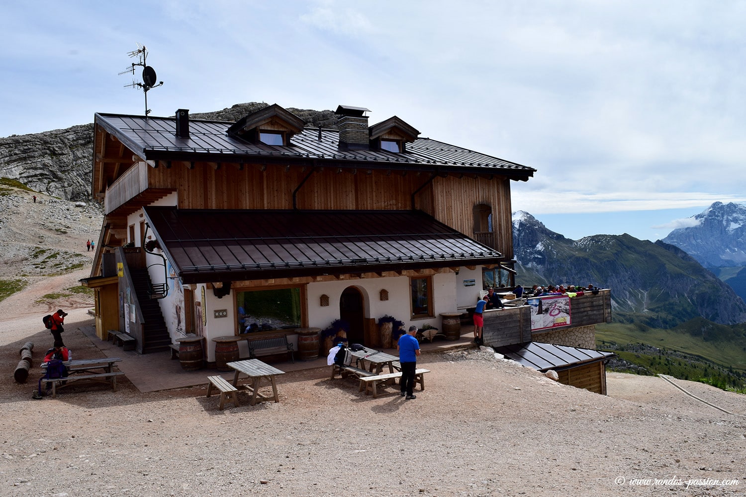 Le refuge Averau - Dolomites