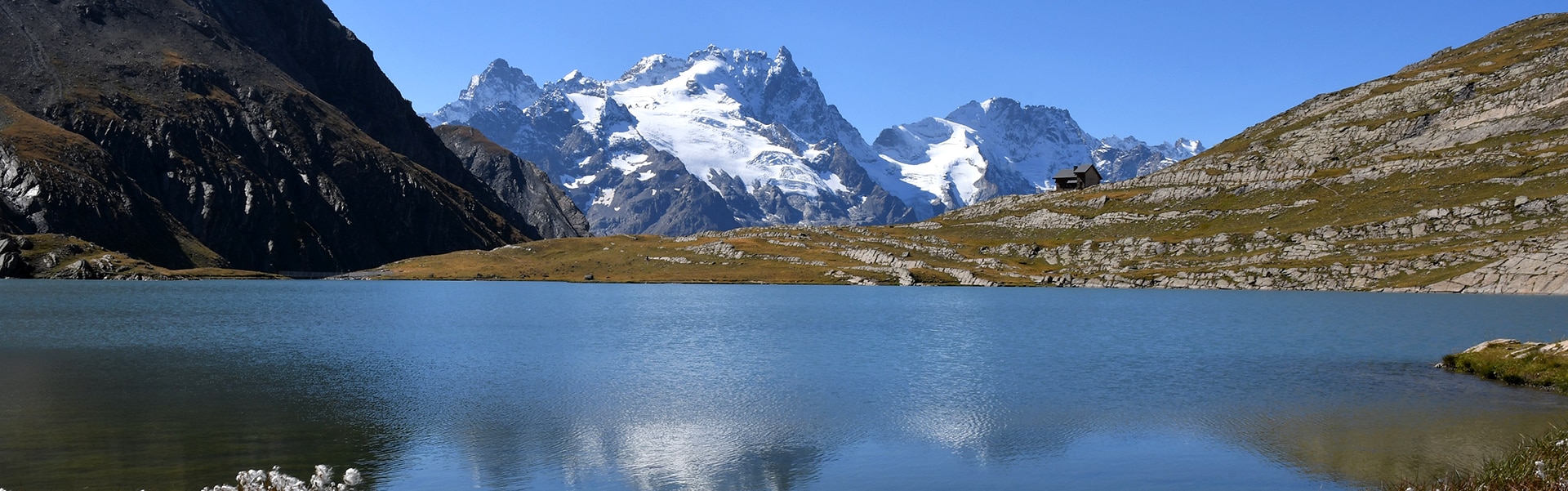 Le lac du Goléon et la Meije - Hautes-Alpes