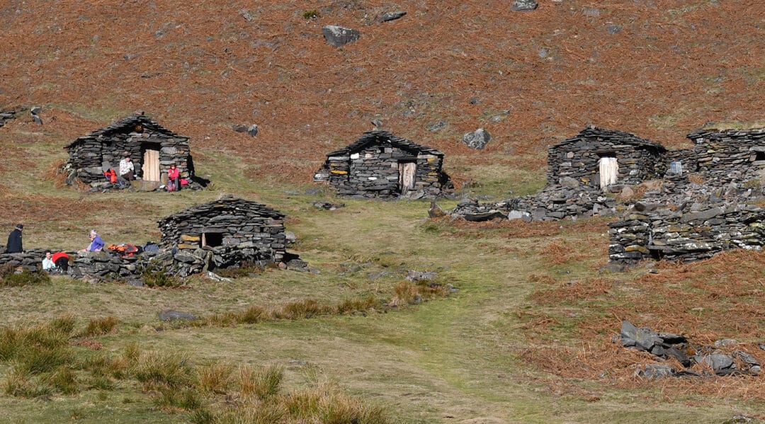 Le courtaou de la Lit et la cabane de Benaquès