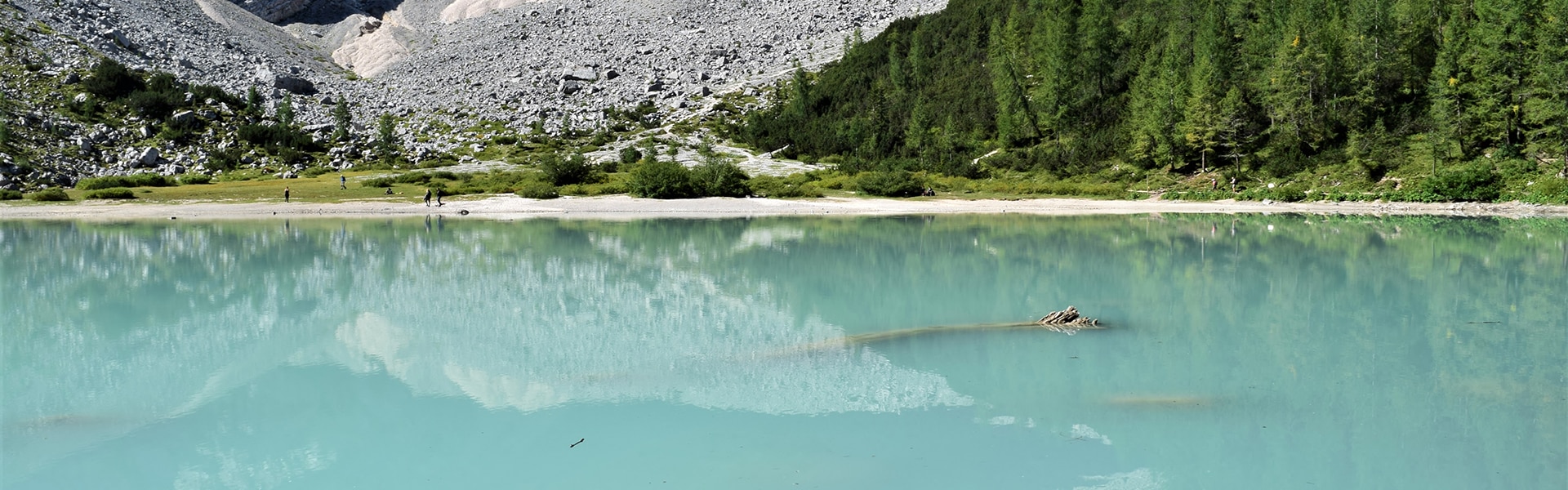 Le lac de Sorapis - Dolomites