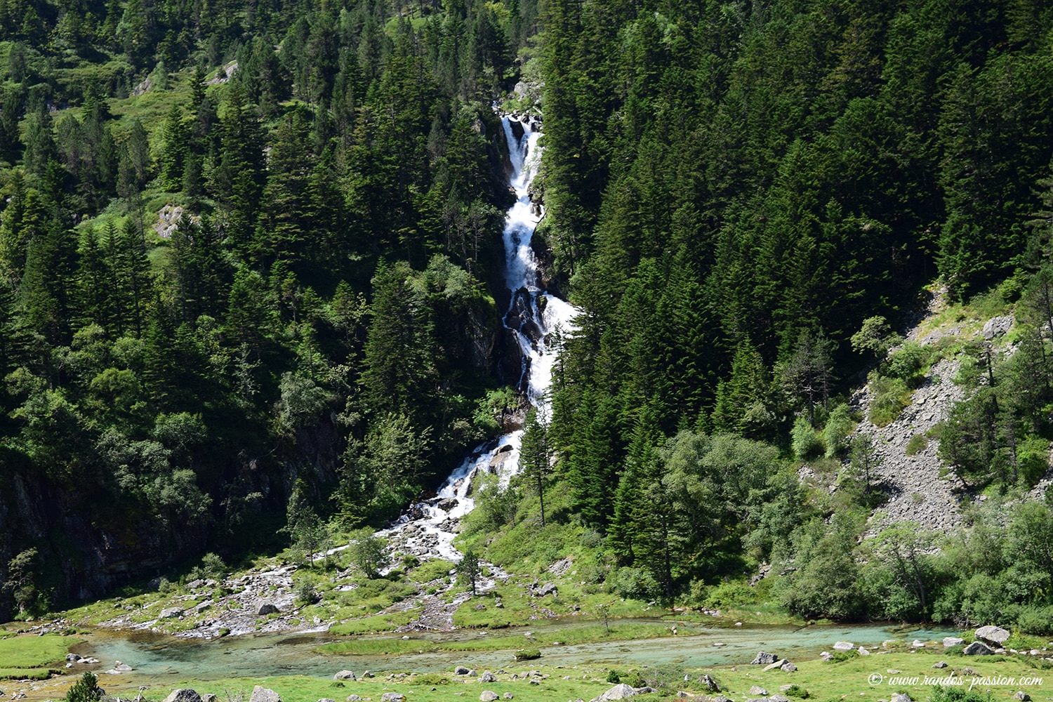 La cascade de Doumblas - Hautes-Pyrénées