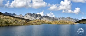 Le lac Bramant et le massif de Belledonne - Savoie