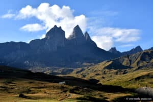 Randonnée au pied des Aiguilles d'Arves - Massif des Arves