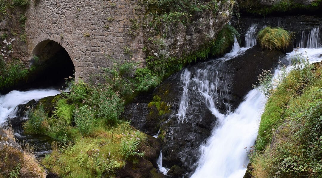 Les moulins de la Foux et la résurgence de la Vis