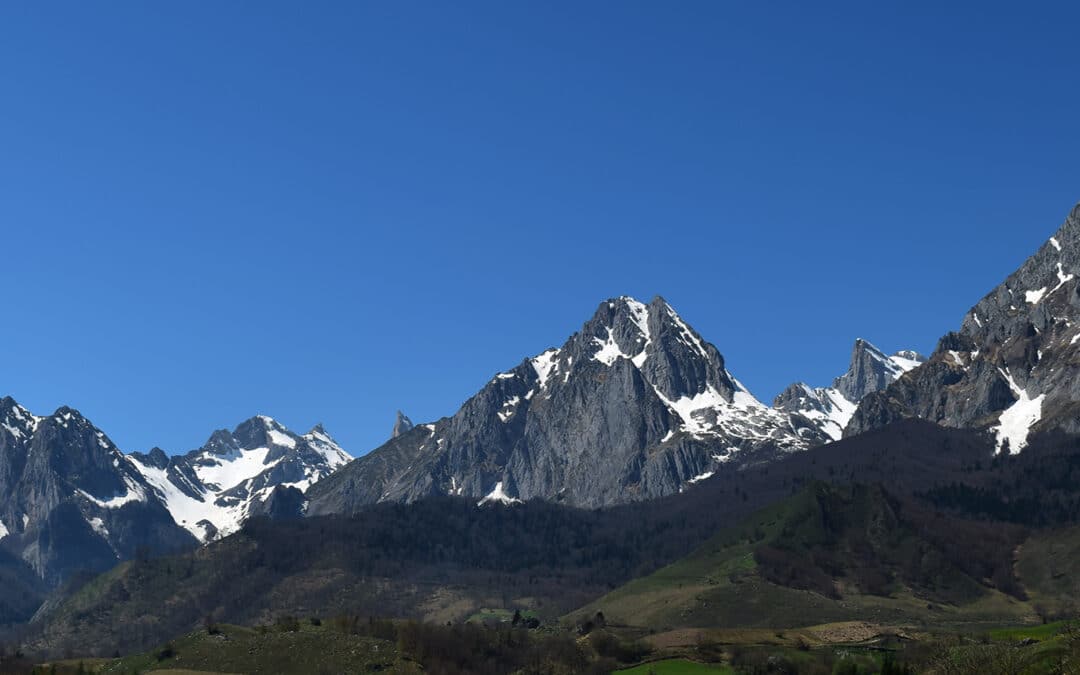 Le GR 10 – La traversée des Pyrénées