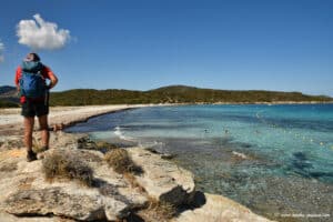 Le désert des Agriates: la plage du Lotu