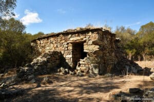 Le désert des Agriates: ruines de Costa Pana