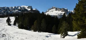 Vue sur les Tourelle, le pic d'Anie et le Soum Couy depuis le plateau d'Ichéus