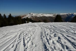 Vue vers le Layens depuis le plateau d'Ichéus