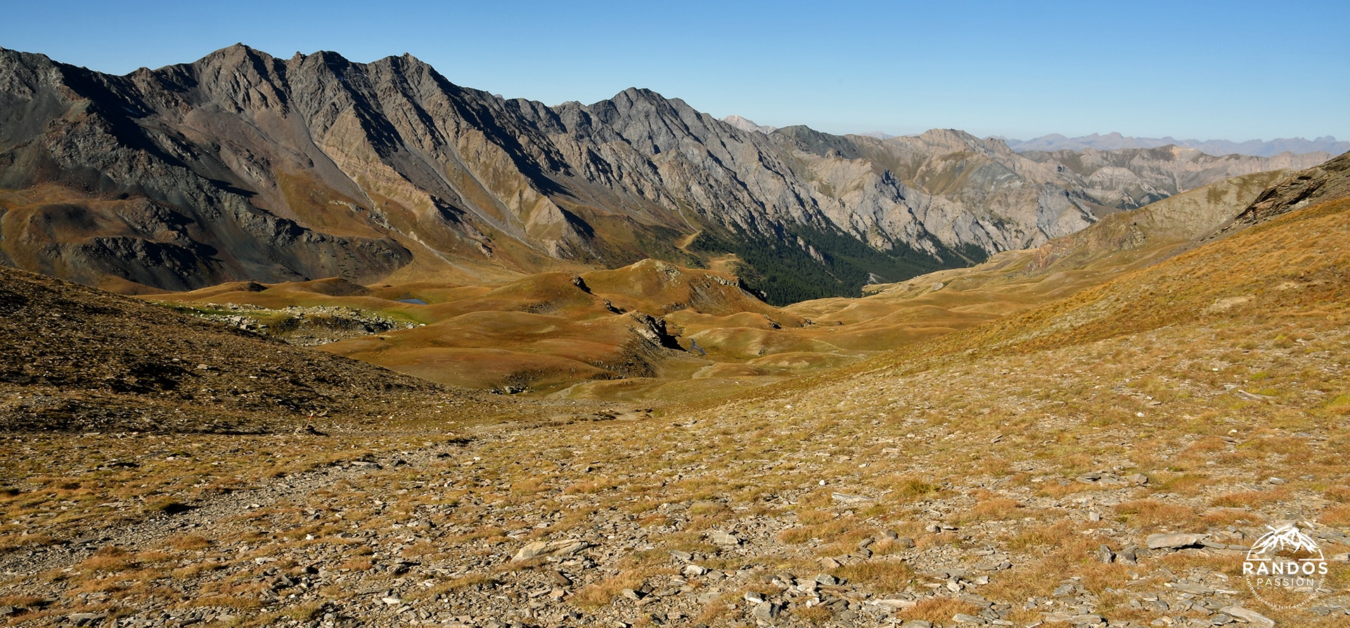 Le vallon de la Blanche vue depuis le col de Chamoussière