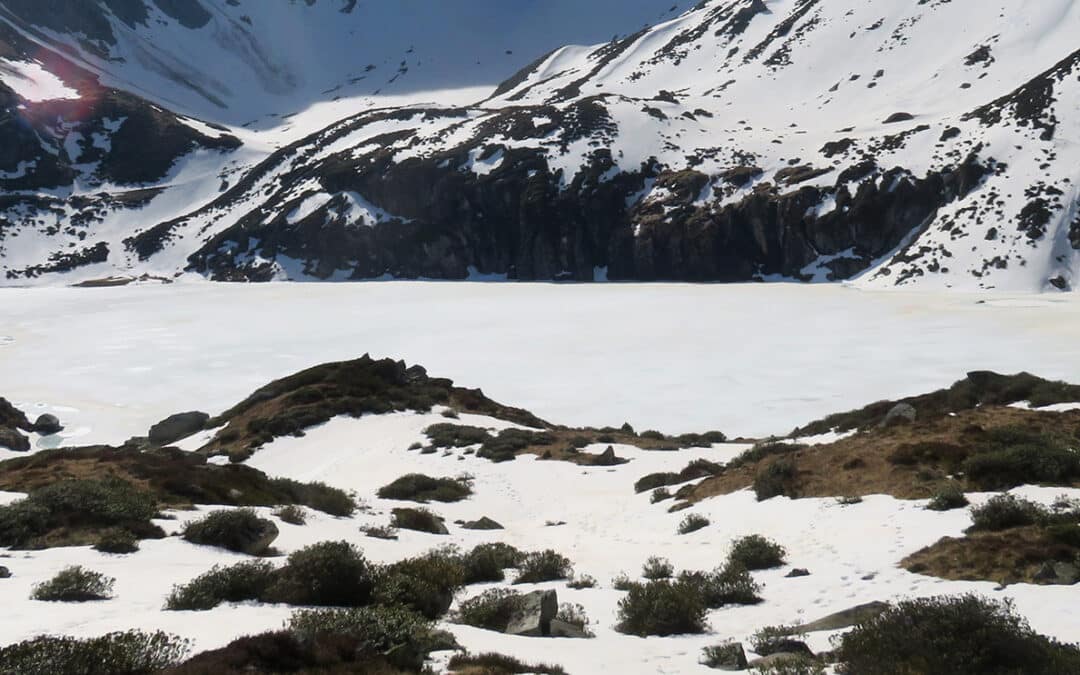 Le lac de Peyrelade et le Cap de Labasset en boucle