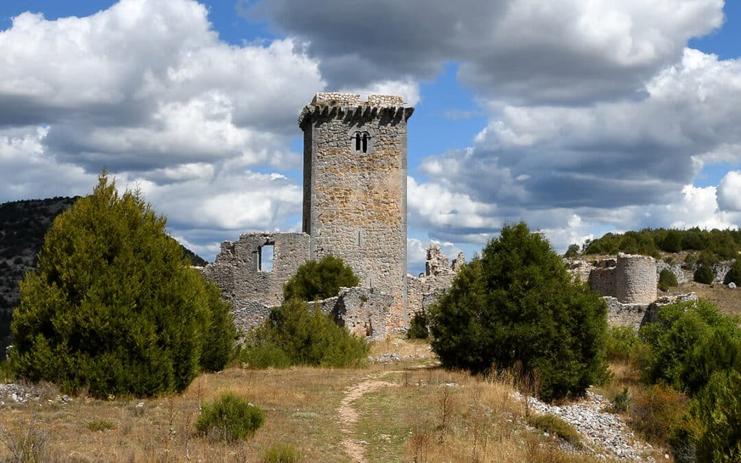 Le château d'Ucero, province de Soria