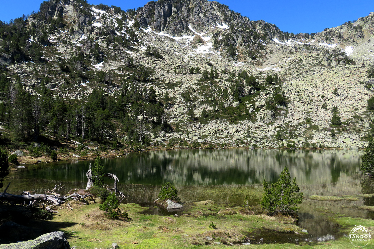 Lac d'Anglade - Massif du Néouvielle Lac d'Anglade - Massif du Néouvielle