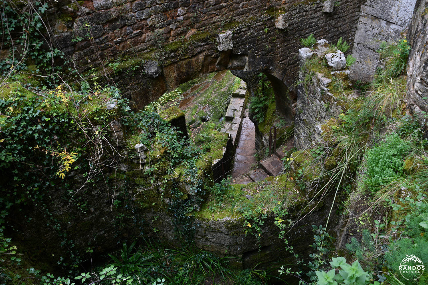 Boucle du moulin du Saut dans le Lot Balade au moulin du Saut dans le Lot